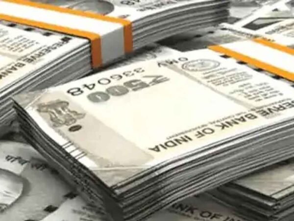 एमपी के कर्मचारियों को 64% महंगाई