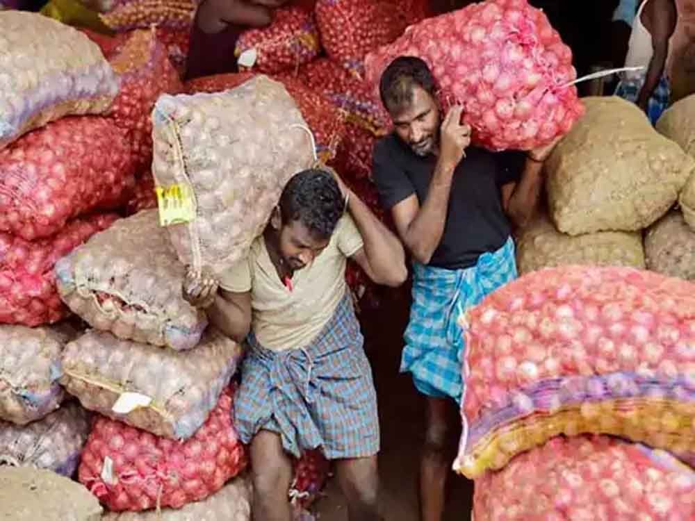 फरवरी में थोक