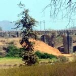 तीसरी लाइन निर्माण के बीच शासकीय