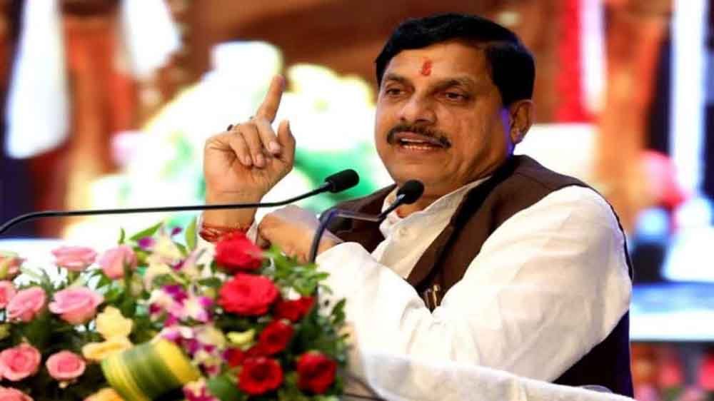 प्रदर्शन नहीं तो मैदान से बाहर: कलेक्टरों