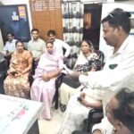 अध्यक्ष का प्रभार लेने