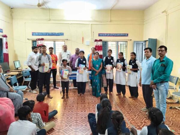 पीएम श्री स्कूल सावलमेंढा मे हर्सोउल्लास