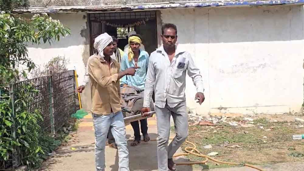 खेत के टपरे में फांसी पर लटका मिला 40