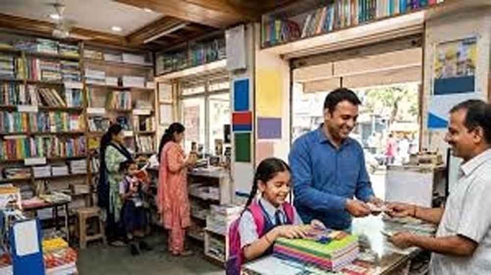 महंगी किताबों पर स्कूलों की मनमानी